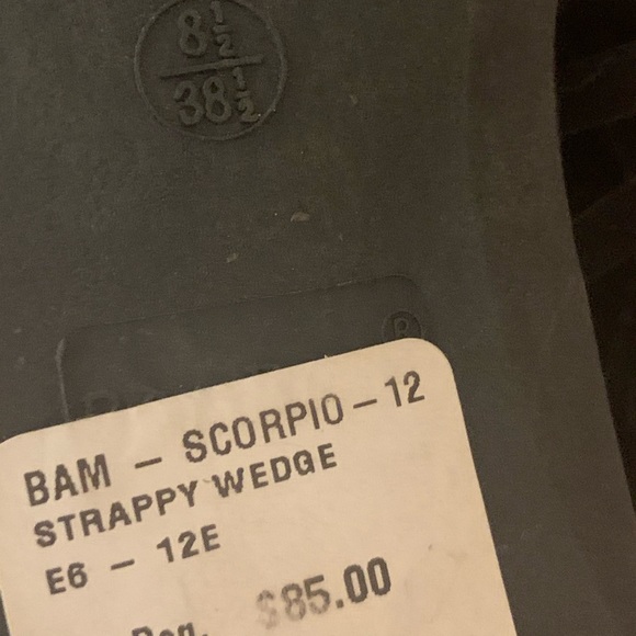 Bamboo Black Suede Fringe Flat Sandals - Picture 6 of 7